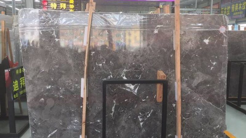 蘑菇石墙面安装平整度控制要点解析**